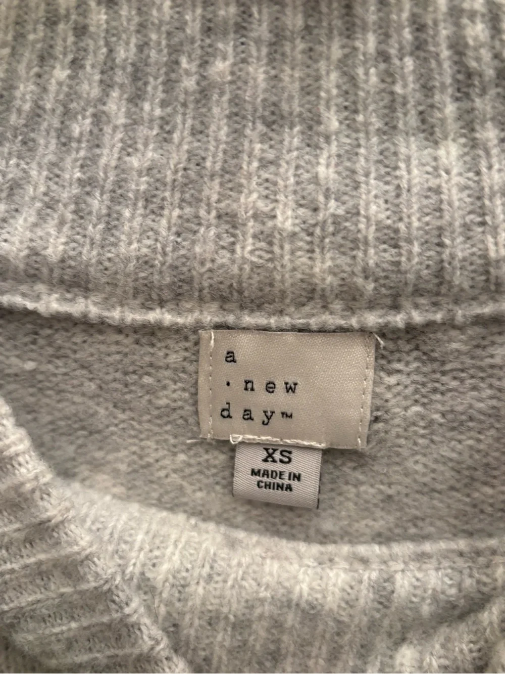 a new day Gray Sweater with Green Sequin "Amour" Script XS - Picture 3 of 5